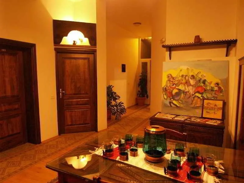 ****  Hotel Tradita Shkodër Albânia