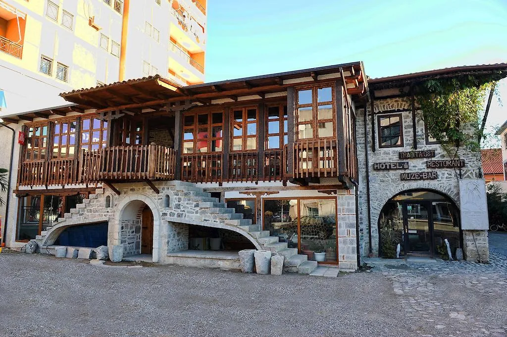 Hotel Tradita Shkodër 4*,  Albania