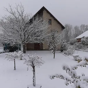 https://leloge-de-la-nature.hotels-rhonealpes.com